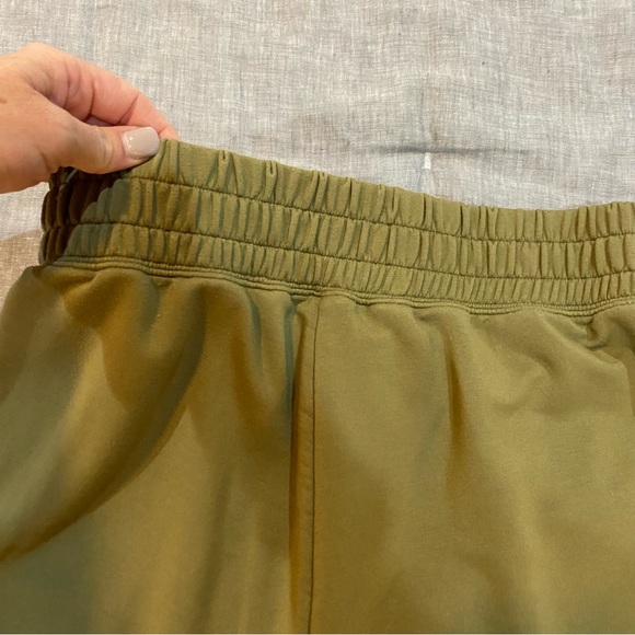 Fabletics slim joggers - Picture 9 of 10